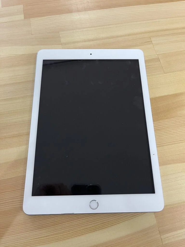 【iPad5世代】シルバー　32GB 熊谷市のお客様に買取のご依頼いただきました！