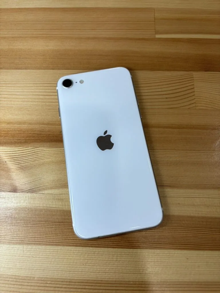 【iPhoneSE2】128GBホワイト中古品買取 深谷市のお客様に買取のご依頼いただきました！