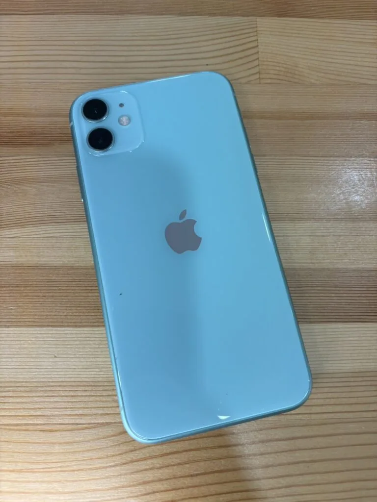 当店で買取したiPhone 11（中古品）