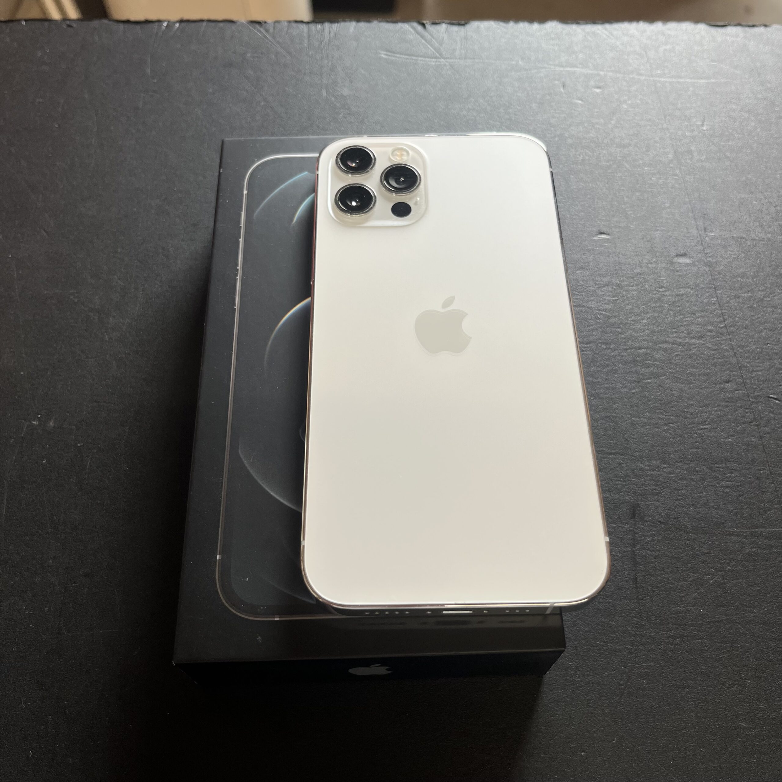 iPhone12pro買取写真